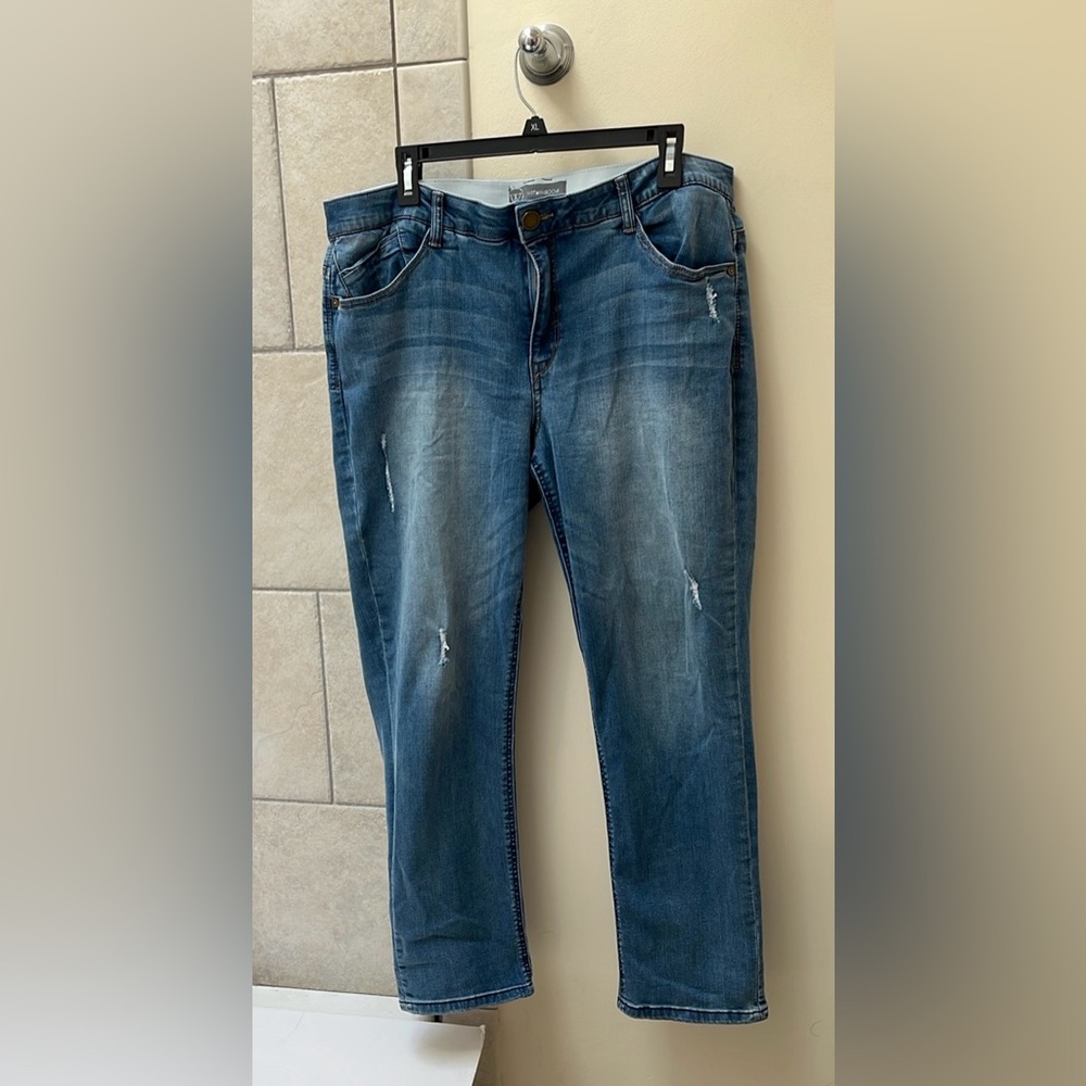Wit & Wisdom distressed, straight leg Jean